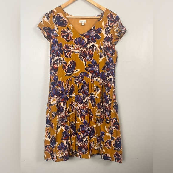 Garnet Hill Short Sleeve Drop Waist Floral Summer Day Dress Multicolor Size 6 - Picture 2 of 8